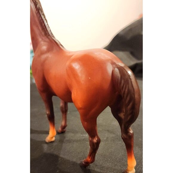 Vintage Breyer Horse Model Brown Glossy Finish Figurine Collectible Equestrian D - Picture 7 of 10